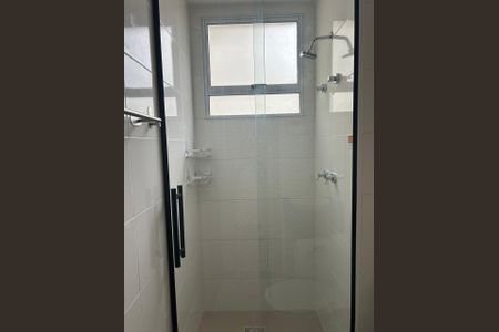Banheiro de apartamento à venda com 2 quartos, 48m² em Engordadouro, Jundiaí