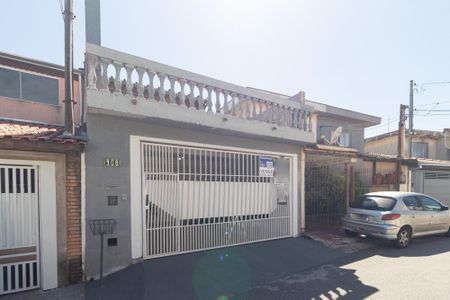 Casa à venda com 151m², 2 quartos e 2 vagasFachada