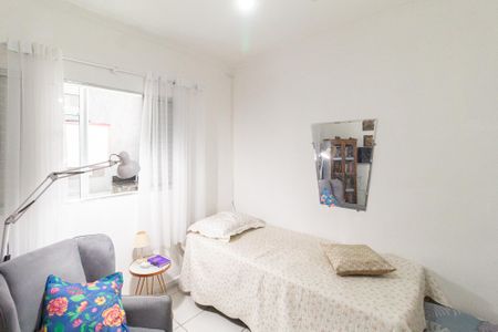 Casa à venda com 151m², 2 quartos e 2 vagasSuíte