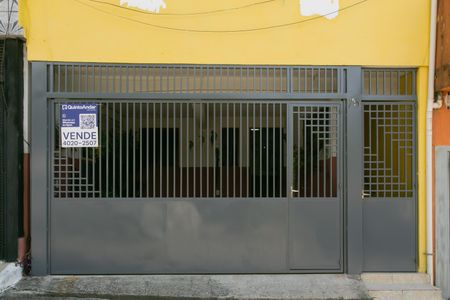 Casa à venda com 64m², 2 quartos e 1 vagaFachada 