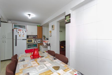 Casa à venda com 64m², 2 quartos e 1 vagaCozinha 