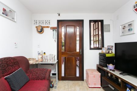 Casa à venda com 64m², 2 quartos e 1 vagaSala