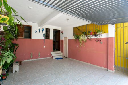 Casa à venda com 64m², 2 quartos e 1 vagaGaragem 