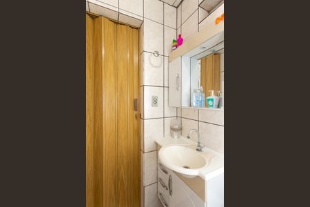 Casa à venda com 64m², 2 quartos e 1 vagaBanheiro