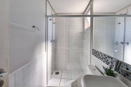 Apartamento à venda com 77m², 3 quartos e 2 vagasBanheiro Social
