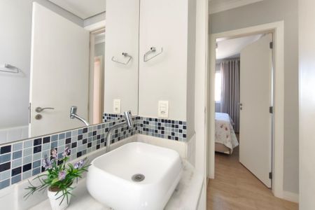 Apartamento à venda com 77m², 3 quartos e 2 vagasBanheiro Social