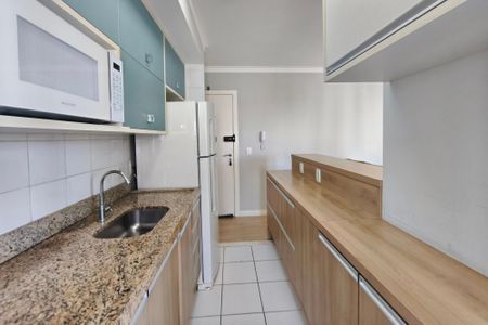 Apartamento à venda com 77m², 3 quartos e 2 vagasCozinha