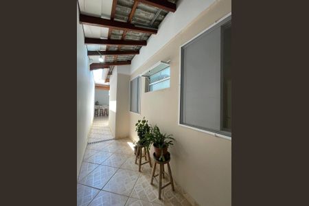 Casa à venda com 111m², 2 quartos e 2 vagasÁrea externa