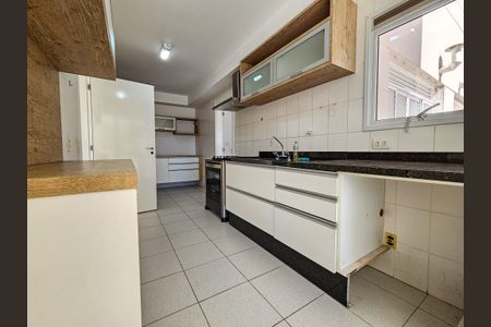 Apartamento para alugar com 160m², 3 quartos e 3 vagasCozinha