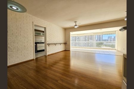 Sala de apartamento para alugar com 3 quartos, 160m² em Santo Amaro, São Paulo