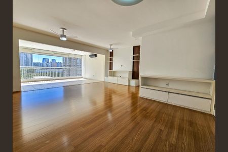 Apartamento para alugar com 160m², 3 quartos e 3 vagasSala