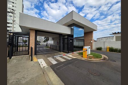 Apartamento para alugar com 57m², 2 quartos e 1 vagaFachada e portaria