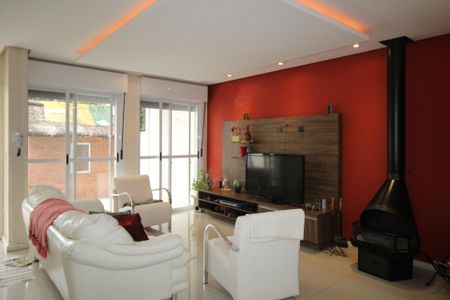 Sala de casa à venda com 3 quartos, 492m² em Vila Jardim, Porto Alegre