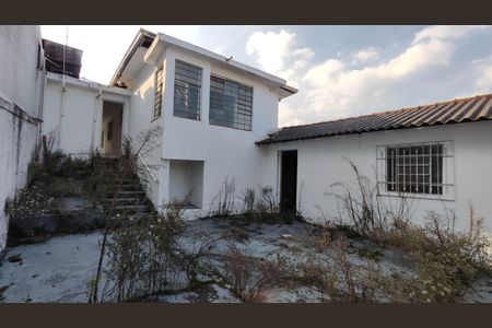 Casa para alugar com 252m², 2 quartos e sem vagaQuintal