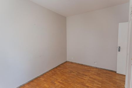 Apartamento à venda com 120m², 3 quartos e 1 vagaQuarto 2