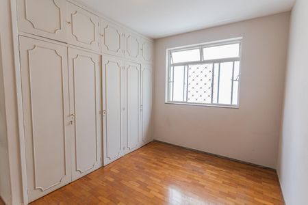 Apartamento à venda com 120m², 3 quartos e 1 vagaQuarto 2