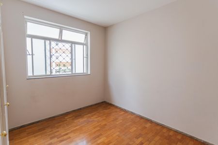 Apartamento à venda com 120m², 3 quartos e 1 vagaQuarto 2