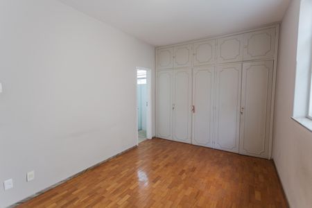 Apartamento à venda com 120m², 3 quartos e 1 vagaSuíte