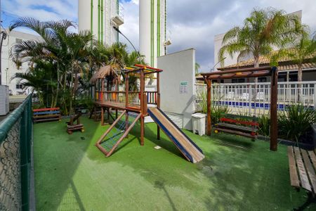 Apartamento para alugar com 55m², 2 quartos e 1 vaga Apartamento para alugar com 55m², 2 quartos e 1 vagaÁrea comum - Playground