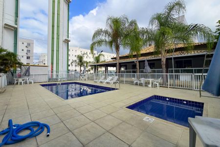 Apartamento para alugar com 55m², 2 quartos e 1 vaga Apartamento para alugar com 55m², 2 quartos e 1 vagaÁrea comum - Piscina