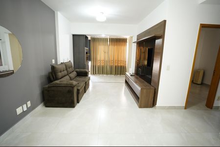 Sala de apartamento para alugar com 2 quartos, 67m² em Setor Bela Vista, Goiânia