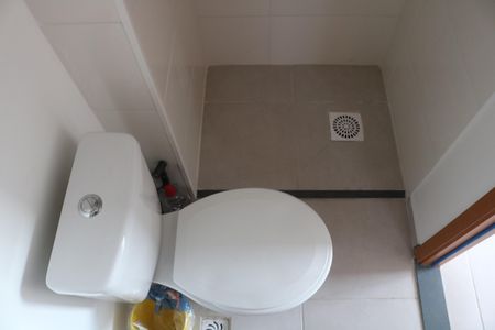 Apartamento para alugar com 37m², 2 quartos e sem vagaBanheiro