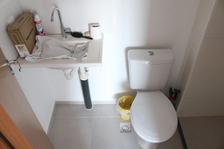 Apartamento para alugar com 37m², 2 quartos e sem vagaBanheiro