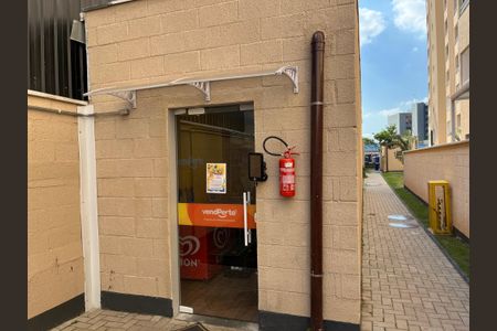 Apartamento para alugar com 37m², 2 quartos e sem vagaMinimercado