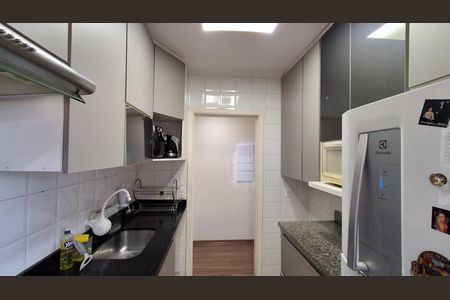 Apartamento para alugar com 79m², 3 quartos e 1 vagaCozinha 