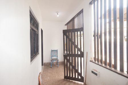 Casa para alugar com 57m², 1 quarto e sem vagaVaranda