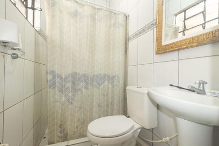 Casa para alugar com 57m², 1 quarto e sem vagaBanheiro