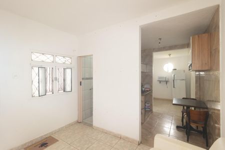 Casa para alugar com 57m², 1 quarto e sem vagaSala