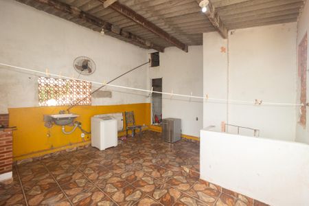 Casa para alugar com 57m², 1 quarto e sem vagaÁrea de Serviço
