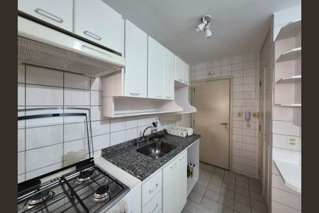 Apartamento para alugar com 110m², 3 quartos e 2 vagas Apartamento para alugar com 110m², 3 quartos e 2 vagasCozinha