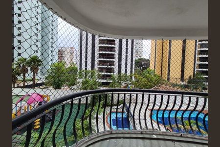 Apartamento para alugar com 110m², 3 quartos e 2 vagas Apartamento para alugar com 110m², 3 quartos e 2 vagasVaranda