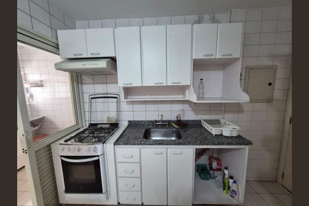 Cozinha de apartamento para alugar com 3 quartos, 110m² em Indianópolis, São Paulo