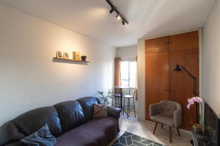 Quarto 02 de apartamento à venda com 2 quartos, 30m² em Cambuí, Campinas