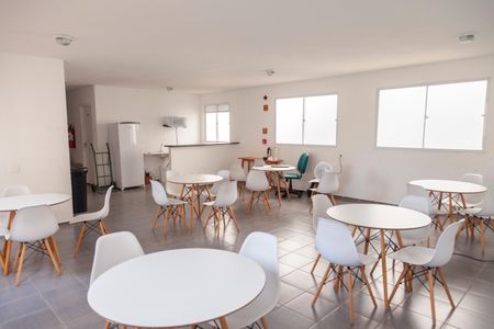 Apartamento à venda com 44m², 2 quartos e sem vagaÁrea comum - Salão de festas