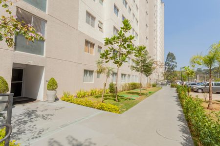 Apartamento à venda com 44m², 2 quartos e sem vagaÁrea comum
