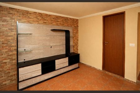 Foto 02 de casa à venda com 3 quartos, 160m² em Parque Reboucas, São Paulo