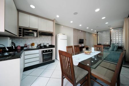 Casa para alugar com 62m², 1 quarto e 1 vagaSala/Cozinha