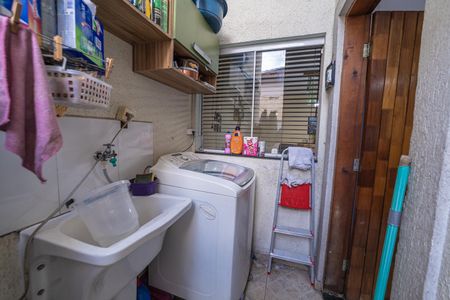 Casa à venda com 148m², 3 quartos e 1 vaga Casa à venda com 148m², 3 quartos e 1 vagaÁrea de Serviço