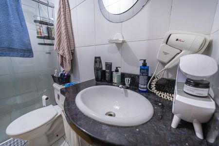 Casa à venda com 148m², 3 quartos e 1 vaga Casa à venda com 148m², 3 quartos e 1 vagaBanheiro