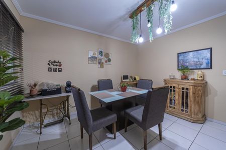 Sala de Jantar de casa à venda com 3 quartos, 148m² em Vila Nhocuné, São Paulo