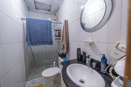 Casa à venda com 148m², 3 quartos e 1 vaga Casa à venda com 148m², 3 quartos e 1 vagaBanheiro