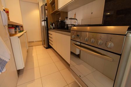 Apartamento para alugar com 73m², 2 quartos e 1 vagaCozinha
