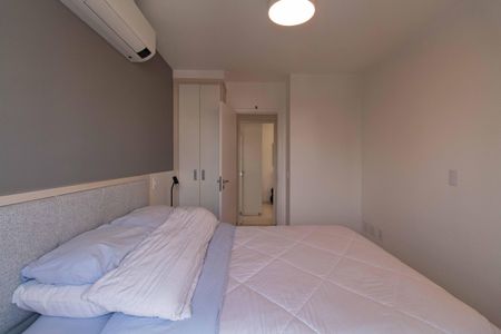 Suíte de apartamento para alugar com 2 quartos, 73m² em Vila Mariana, São Paulo