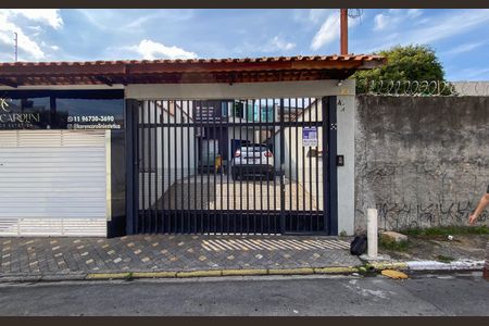 Casa para alugar com 38m², 1 quarto e sem vagaFachada 