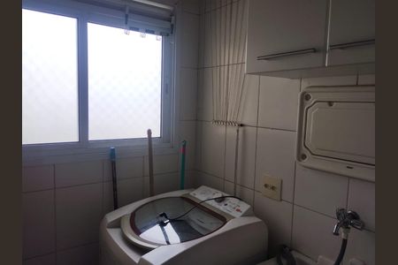 Apartamento à venda com 63m², 3 quartos e 1 vagaÁrea de serviço
