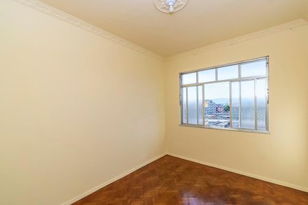 Quarto 1 de apartamento para alugar com 2 quartos, 75m² em Penha Circular, Rio de Janeiro